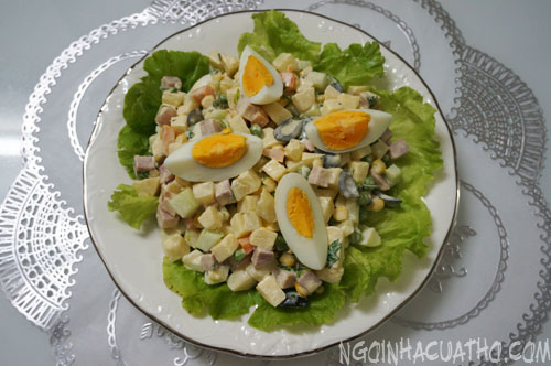 Hướng dẫn chi tiết cách làm salad Nga hấp dẫn chuẩn vị